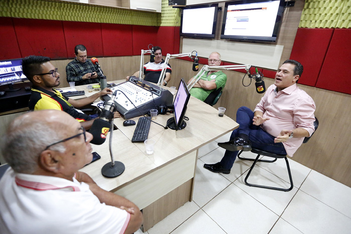 No rádio, Maurão critica mais uma vez a criação de 11 áreas de reserva pelo Governo