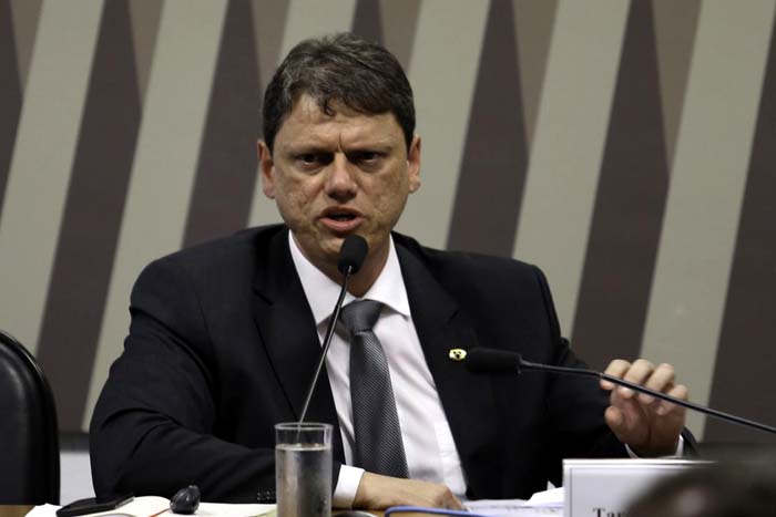 Em reunião com europeus, ministro cita oportunidades no Brasil