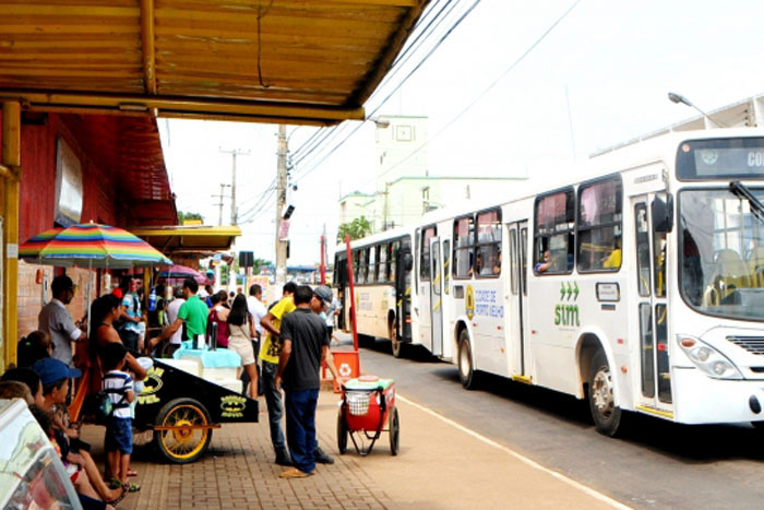  Prefeitura cria linha especial de ônibus para atender público da Porto Agro