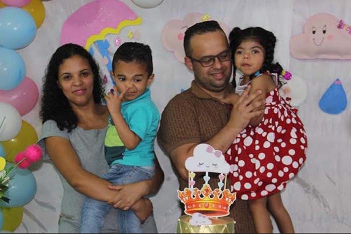 Criança vítima de enchente em Porto Velho é adotada por família de São Paulo