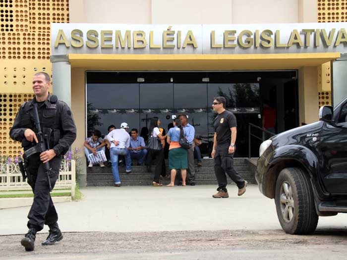 Termópilas – Justiça libera contas bloqueadas de ex-gerente da Sesau condenado por favorecer empresa do ex-presidente da ALE/RO
