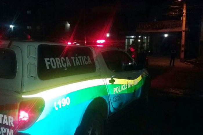 Porto Velho - Casal é preso após invadir residência na madrugada
