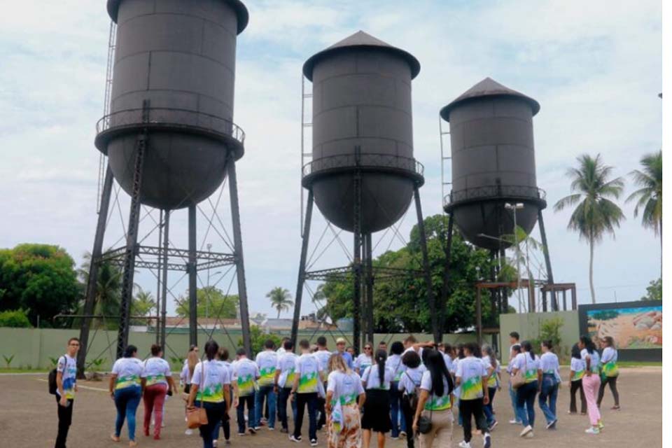 Três Caixas dÁgua e a praça no entorno são símbolos culturais e