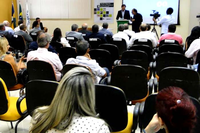 Fiero sabatina candidatos a chefe do executivo de Rondônia