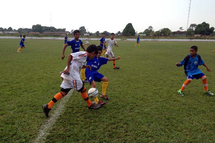 Campeonato de futebol society movimenta categorias de base em Guajará