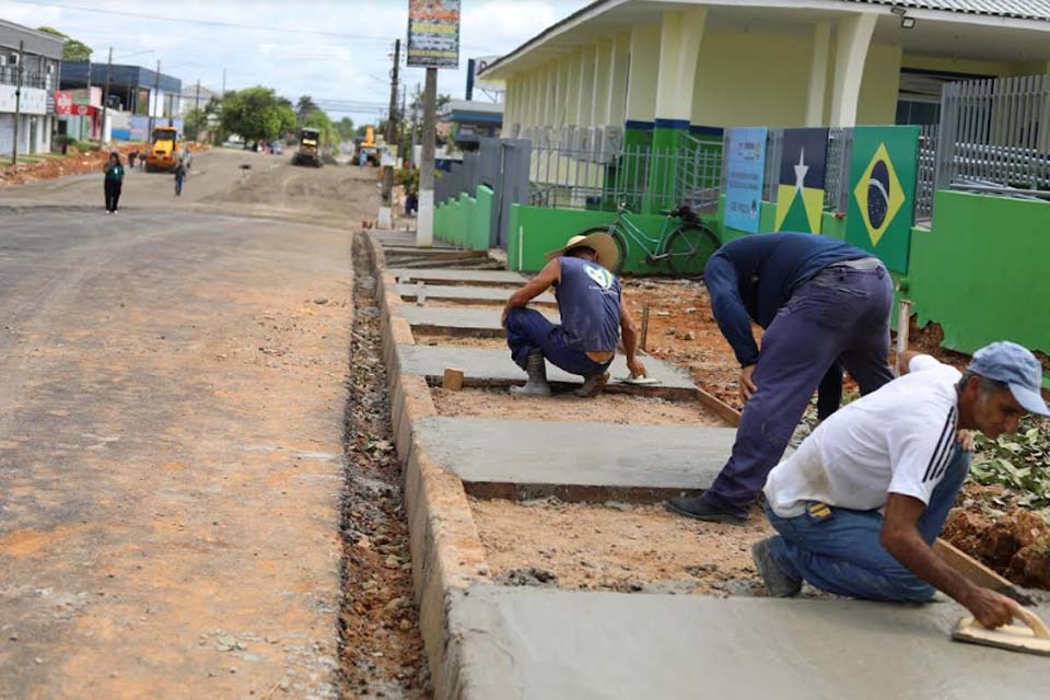 Prefeitura De Ji Paran Inicia Obras De Meios Fios E Cal Adas Na