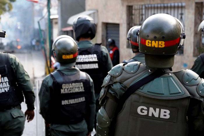 Militares são presos na Venezuela por se rebelarem contra o governo