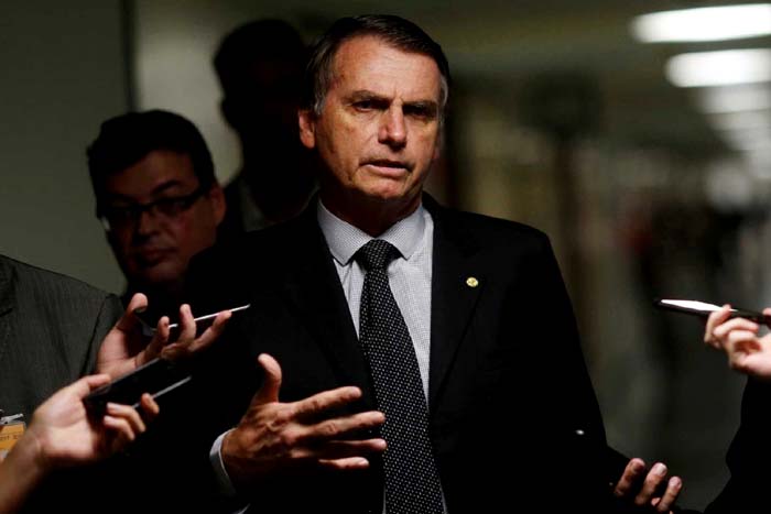 Ação pede que TSE barre candidatura de Bolsonaro