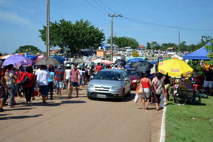 Ambulantes que venderão no Dia de Finados têm até 25 de outubro para se licenciar em Porto Velho