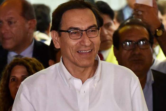Vizcarra assume como presidente do Peru após saída de Kuczynski