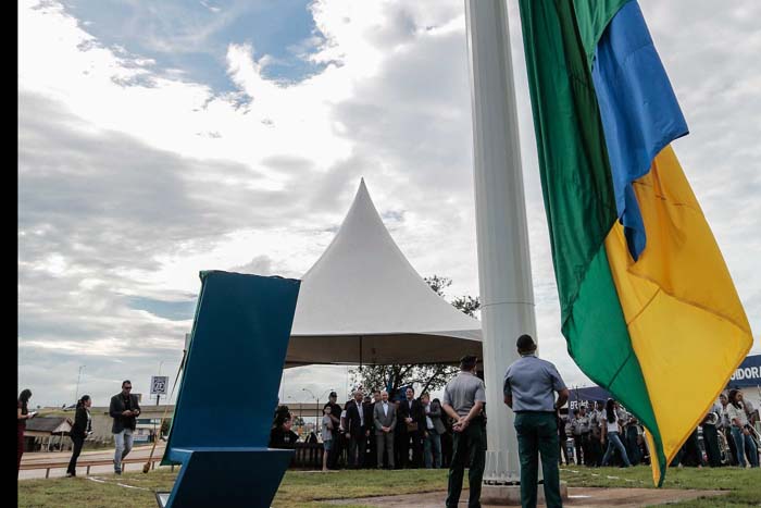 Monumento com a bandeira de Rondônia é inaugurado no Trevo do Roque em Porto Velho