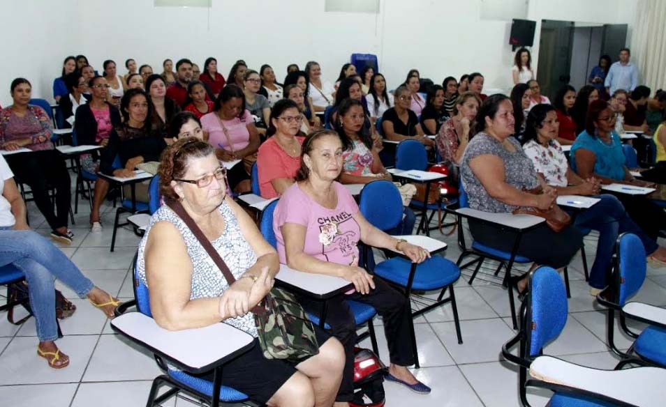 Merendeiras Da Rede Municipal Participam De Curso De Capacita O