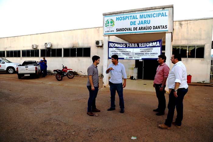 Iniciam as obras de reforma e ampliação do hospital municipal
