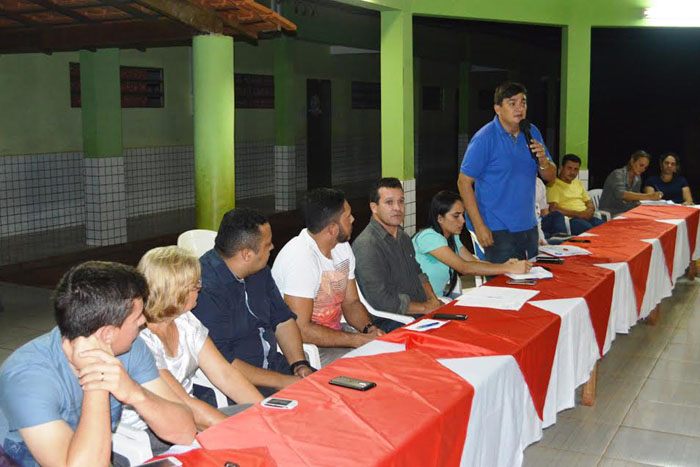 Cleiton Roque participa de reunião com lideranças em Pimenta Bueno