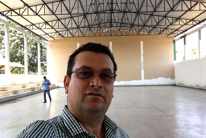 Ezequiel Junior confirma que quadra coberta no Ceeja em Machadinho está em fase conclusiva