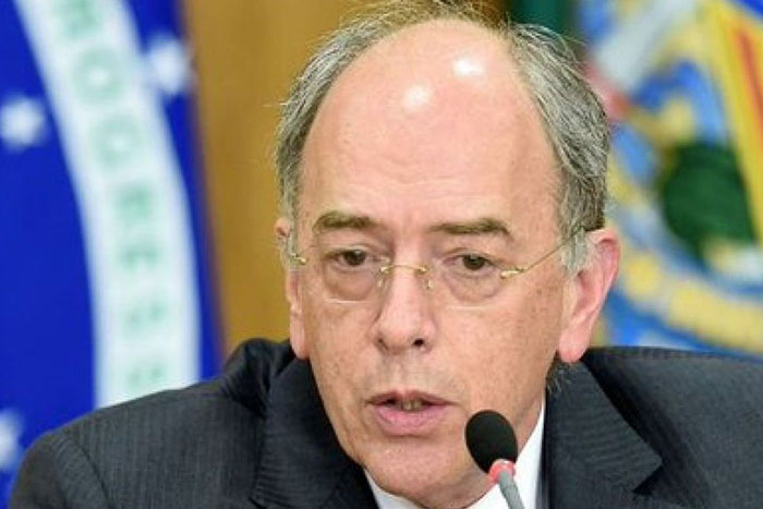 Presidente da Petrobras quer recuparar R$ 5,5 bi desviados da empresa