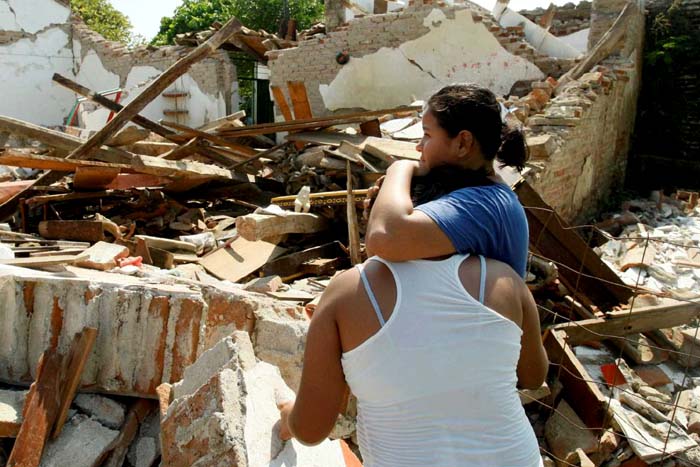 México: número de mortos no terremoto de 19 de setembro sobe para 331