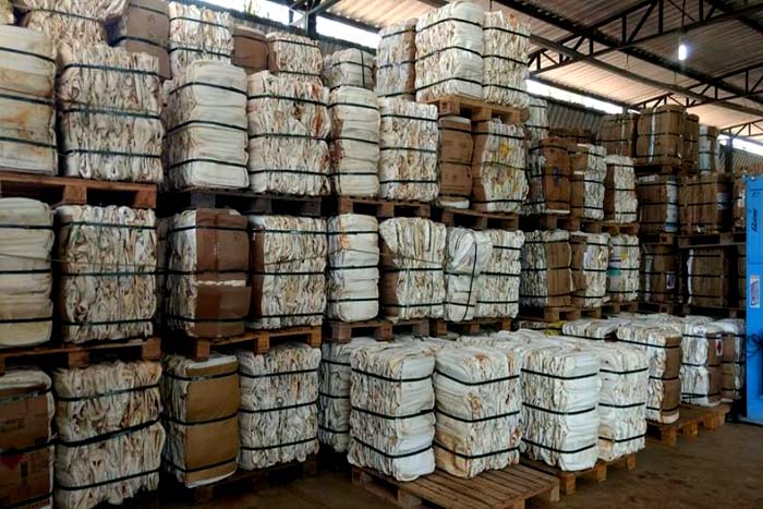 Central de coleta deve processar quase 500 toneladas de embalagens vazias de agrotóxicos até o final de 2017