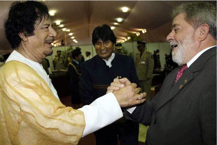 Lula recebeu US$ 1 mi de ditador líbio para campanha, diz Palocci
