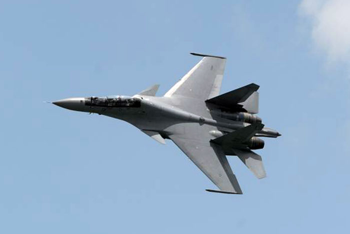China intercepta avião militar dos EUA em águas internacionais