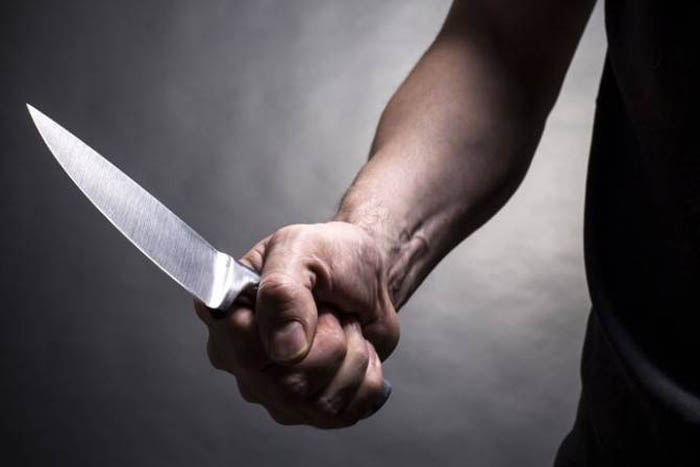 Homem é acusado de tentar matar ex-mulher a facadas