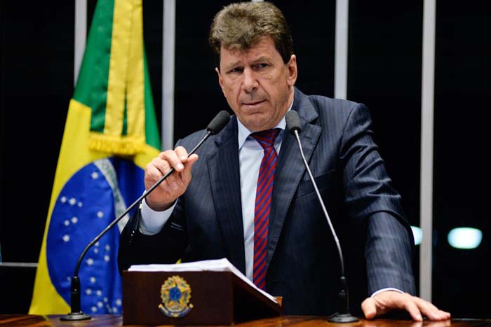 Cassol acusa opositores por paralisação das obras de saneamento em Porto Velho