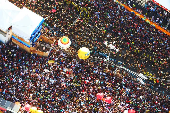 O estilo dos desfiles do carnaval baiano de Salvador não cabe em Porto Velho