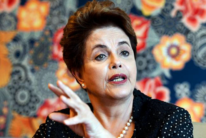 Dilma entra com nova liminar para tentar voltar à Presidência