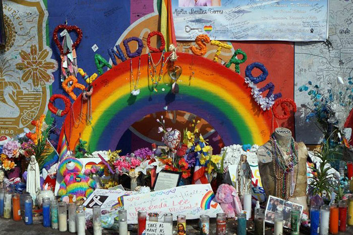 Massacre em Orlando completa um ano e homenageia vítimas