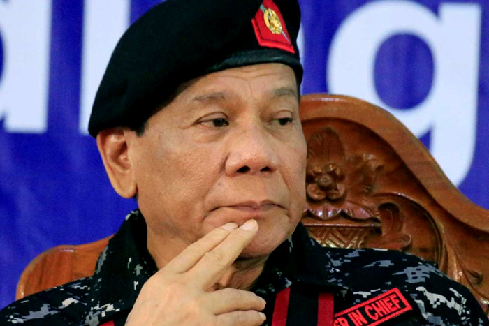 Presidente filipino pede que o matem a tiros caso se torne ditador