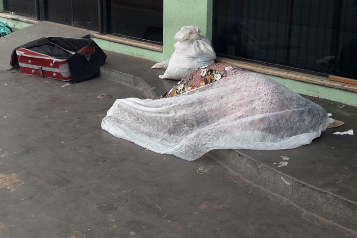Populares encontram cadáver de mulher na Avenida Jorge Teixeira