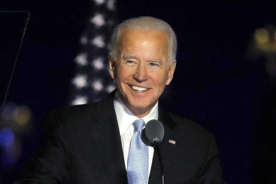 Biden começa a planejar governo: 