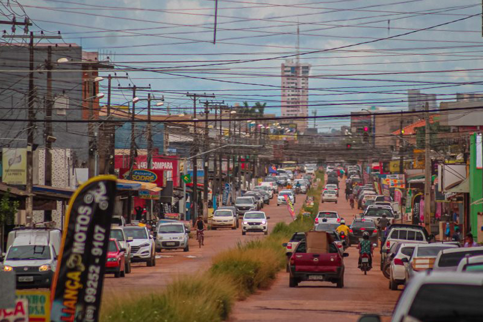 Contribuintes de Rondônia vão poder parcelar licenciamento e multas de trânsito no cartão de crédito