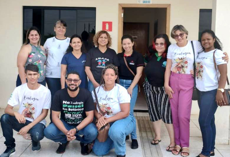 Acadêmicos do Campus Ariquemes fazem aula externa na Associação Amar