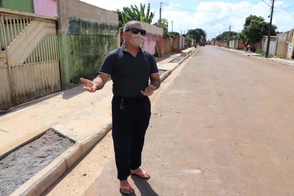 Porto Velho: Moradores do Flamboyant elogiam obras de asfaltamento