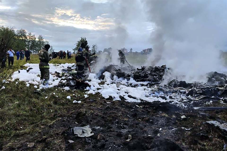 Rússia recupera corpos e caixas negras do avião onde seguia Prigozhin