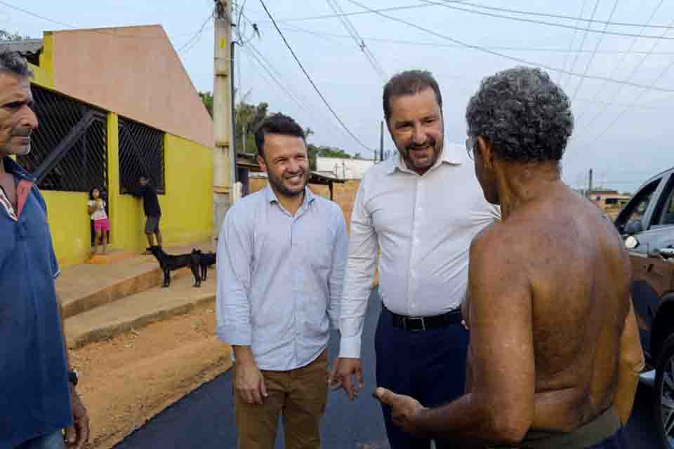 Grandes obras e mais asfalto marcam gestão do Prefeito Hildon Chaves em 2023