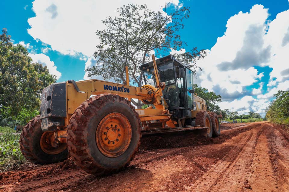 Prefeitura recupera estradas em distritos e áreas rurais de Porto Velho