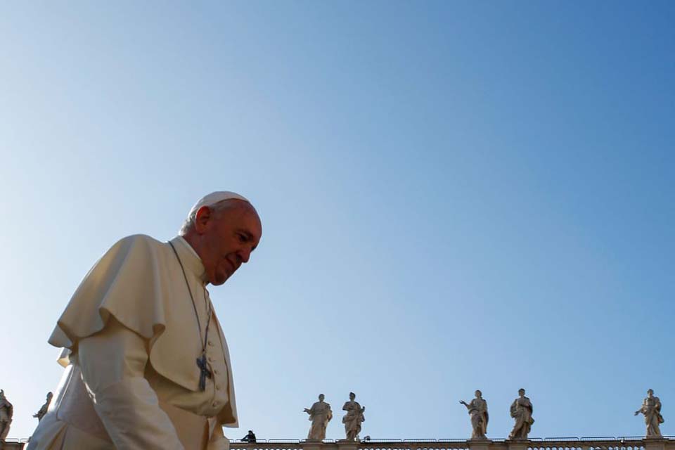 Papa cita Shakespeare em apelo contra a destruição ambiental