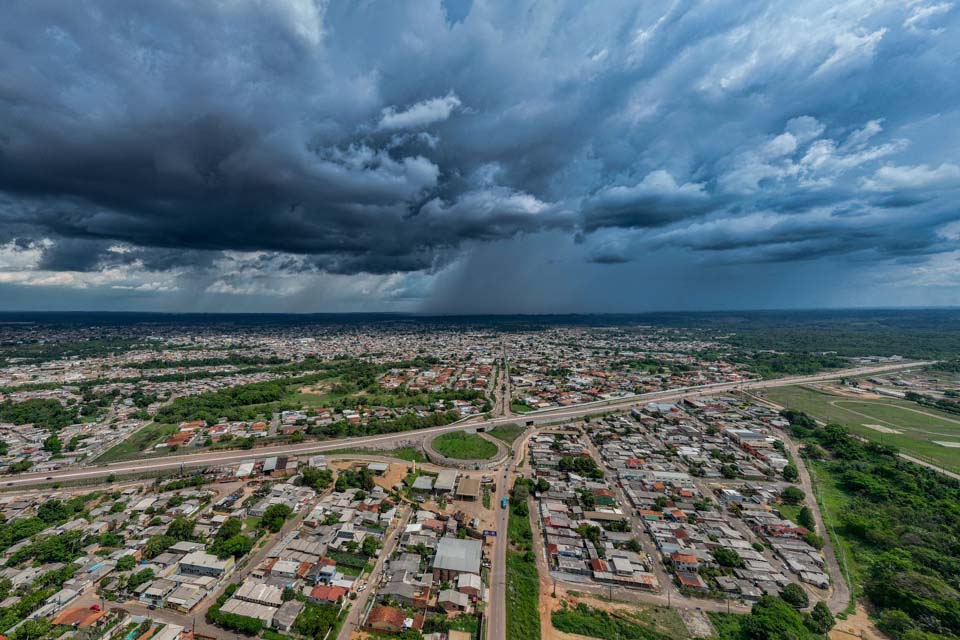 Inmet faz alerta de chuvas intensas para Porto Velho nesta quarta e quinta-feira com classificação de 