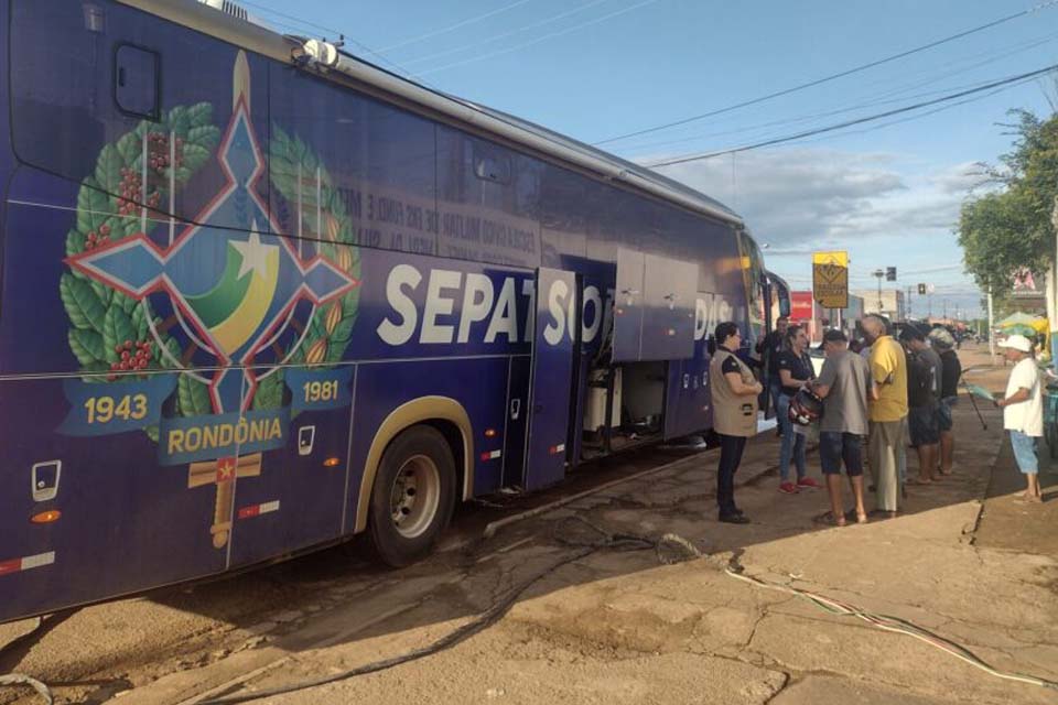 Governo promove ação de regularização fundiária com unidade móvel “Sepat Sobre Rodas” em Cacaulândia