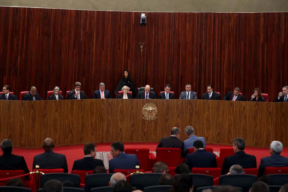 Tribunal Superior Eleitoral empossa dois ministros indicados por Lula