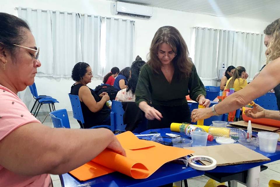 Prefeitura realiza oficina pedagógica para atendimento a alunos autistas