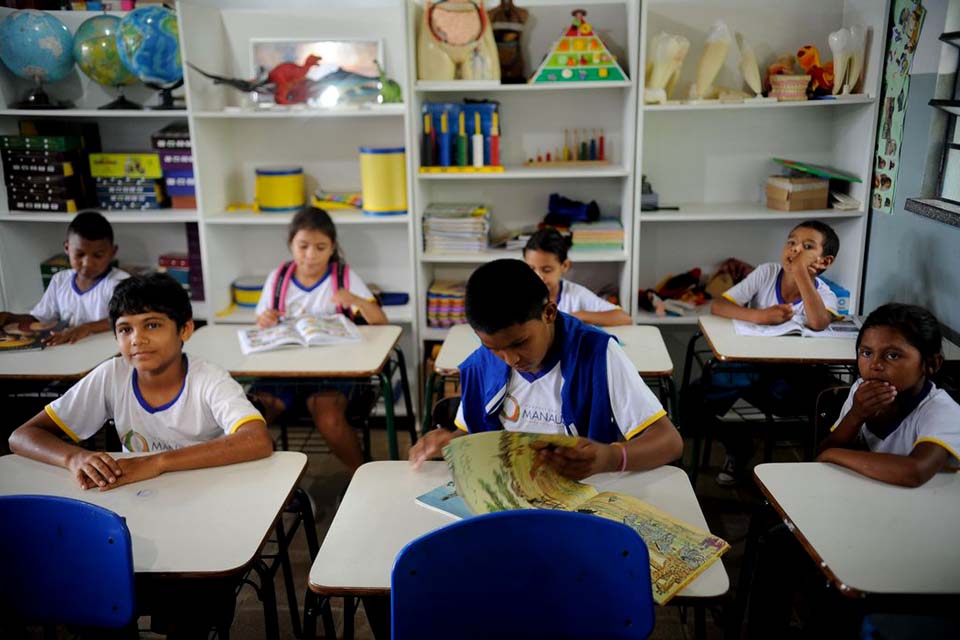 Em meio a pandemia, aprendizagem cai nas escolas do país