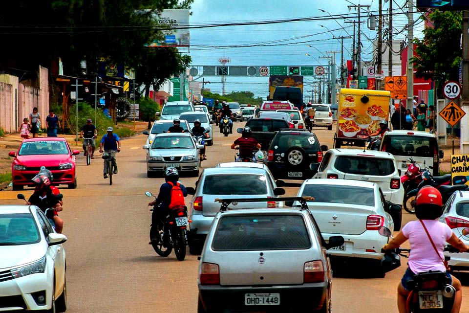 Licenciamento de veículos com placas de 1 a 4 é prorrogado até 31 de maio em Rondônia