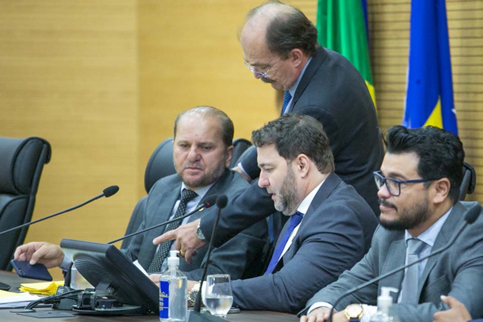 Assembleia Legislativa do Estado de Rondônia garante permanência de lei estadual em defesa de recém-nascidos