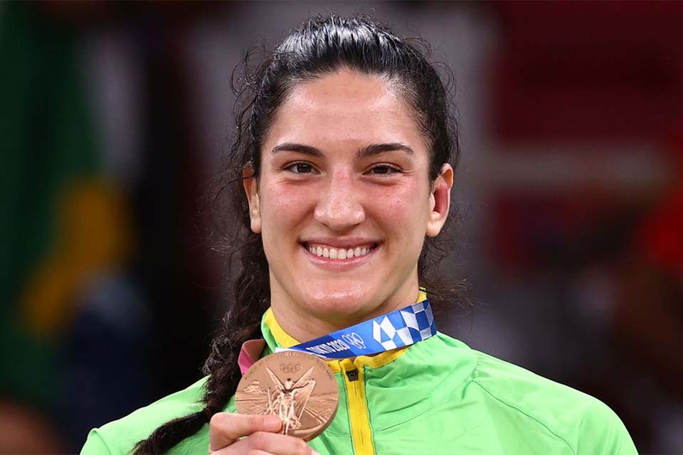 Mayra Aguiar conquista bronze no judô na Olimpíada de Tóquio