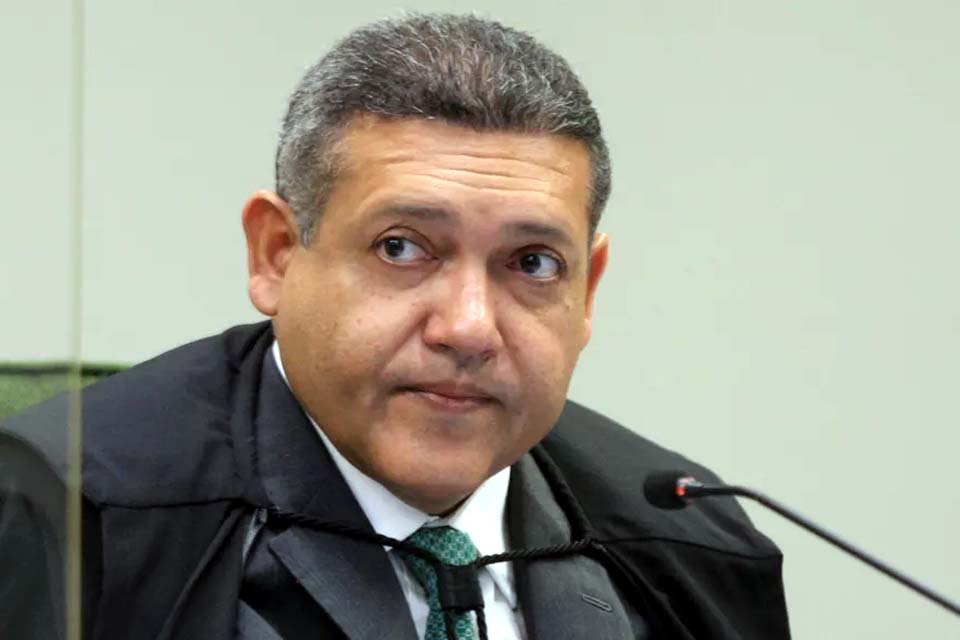 Nunes Marques envia à PGR pedido do ministro da Justiça para que PF investigue Lula e Gleisi