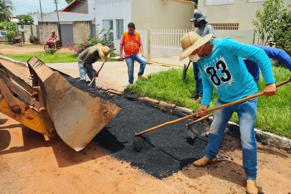 Parceria entre Governo e Prefeitura garante manutenção de ruas e avenidas do município