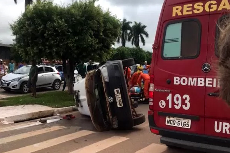 Ambulância que trazia paciente para  Vilhena se envolve em acidente em Cerejeiras